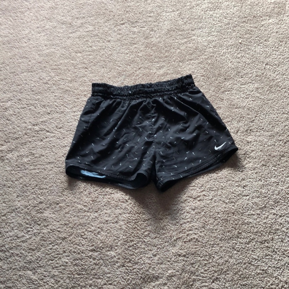 Nike girls shorts